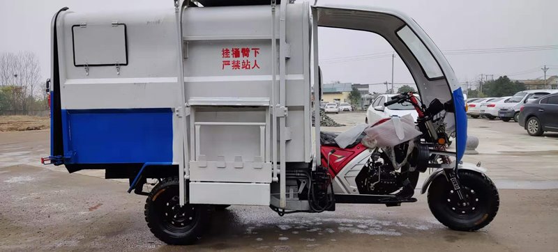 新能源車掛桶垃圾車震撼登場