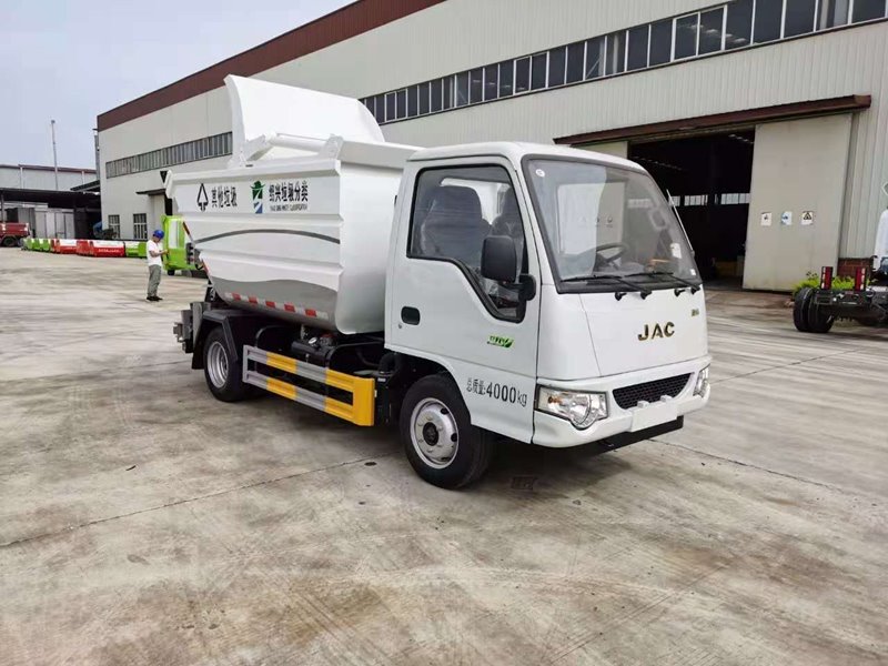 江淮康鈴4.8方無泄漏后掛桶垃圾車性價(jià)比高