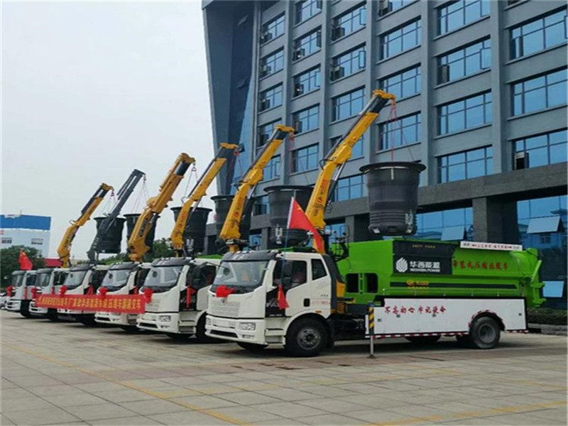 程力國(guó)六解放吊裝式垃圾車(chē)配置有哪些