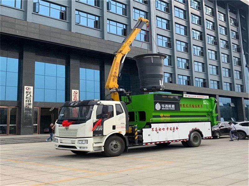 程力國(guó)六解放吊裝式垃圾車(chē)配置有哪些
