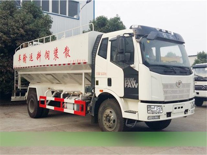 解放單橋飼料車為養(yǎng)殖業(yè)帶來贏利