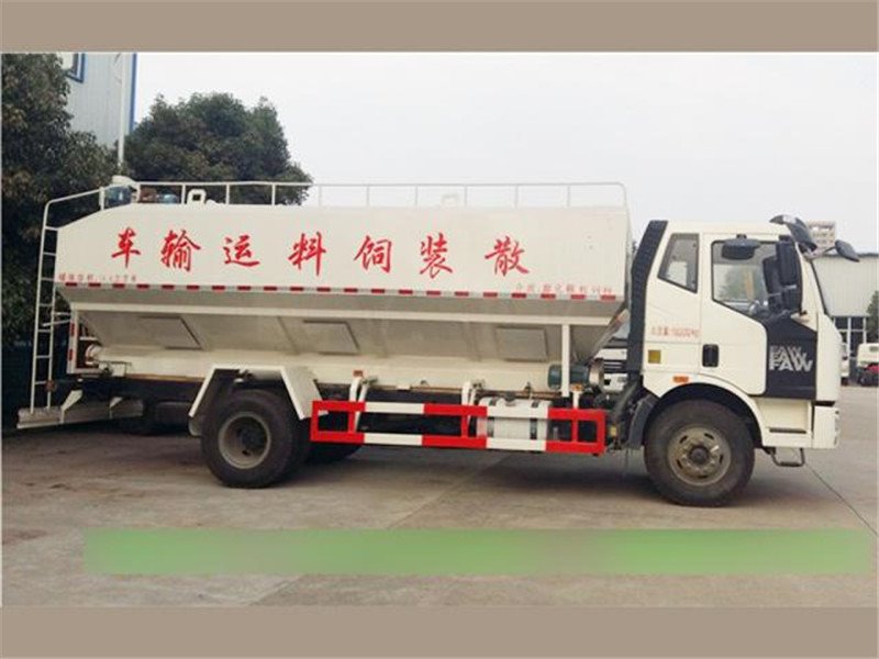 解放單橋飼料車為養(yǎng)殖業(yè)帶來贏利