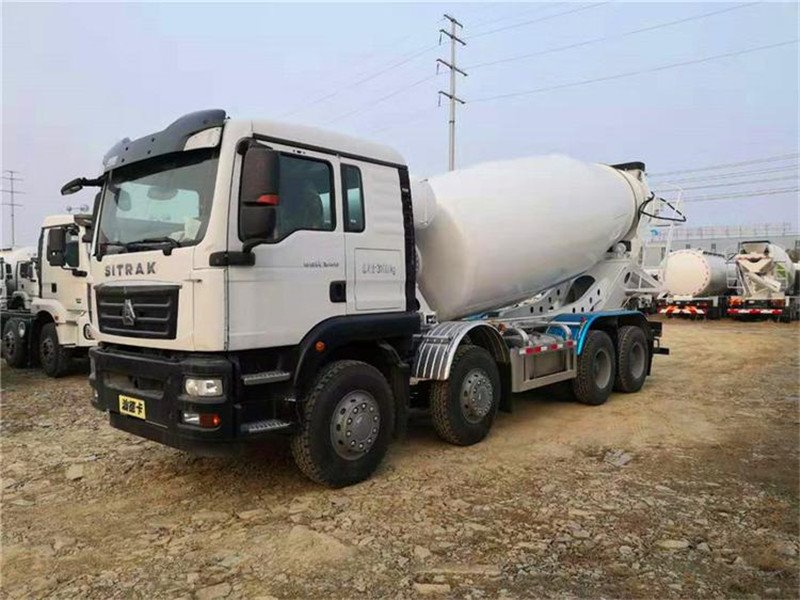 水泥攪拌車出現(xiàn)漏水怎么辦
