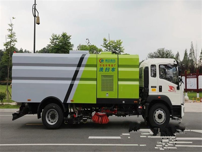 大型洗掃車重汽豪沃廠家直銷