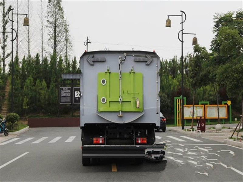大型洗掃車重汽豪沃廠家直銷