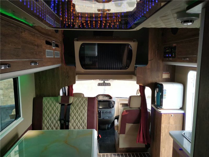 C型旅居房車假期熱銷車型