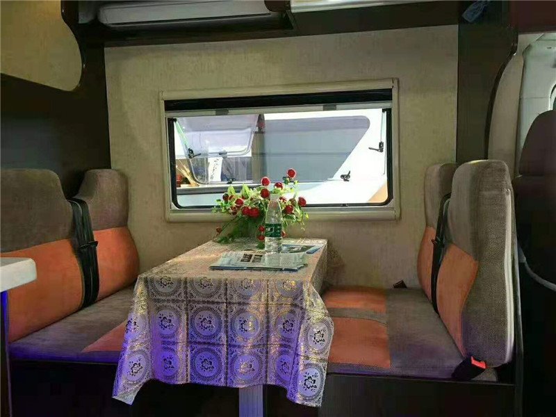 C型旅居房車假期熱銷車型