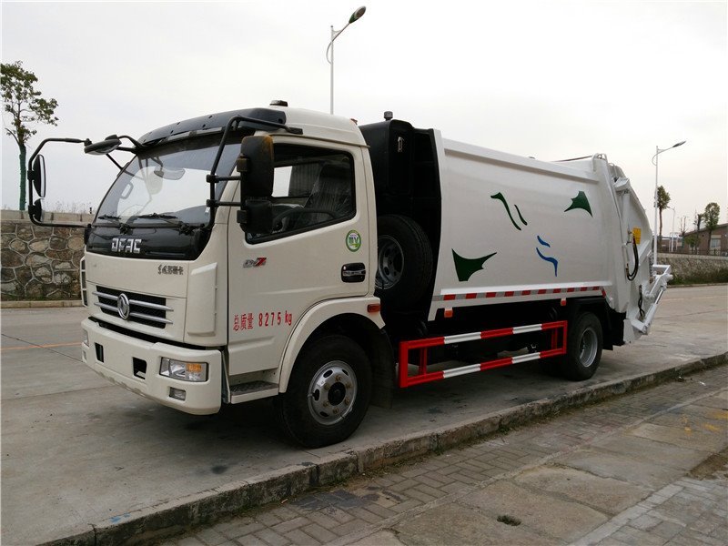8方壓縮垃圾車價(jià)格實(shí)惠