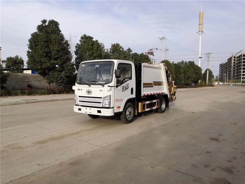 解放壓縮垃圾車2021低價格