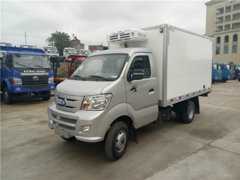 重汽王牌國六冷凍車現(xiàn)車出售