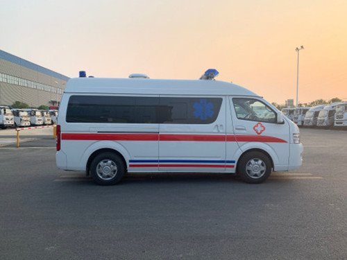 福田風(fēng)景G9救護(hù)車先進(jìn)技術(shù)價錢多少安全性進(jìn)一步升級救護(hù)車