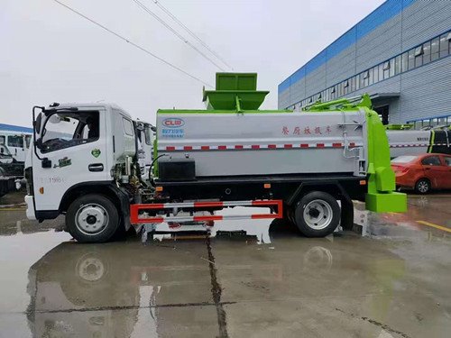? 東風(fēng)小多利卡藍(lán)牌掛桶垃圾車多少錢一輛掛桶垃圾車