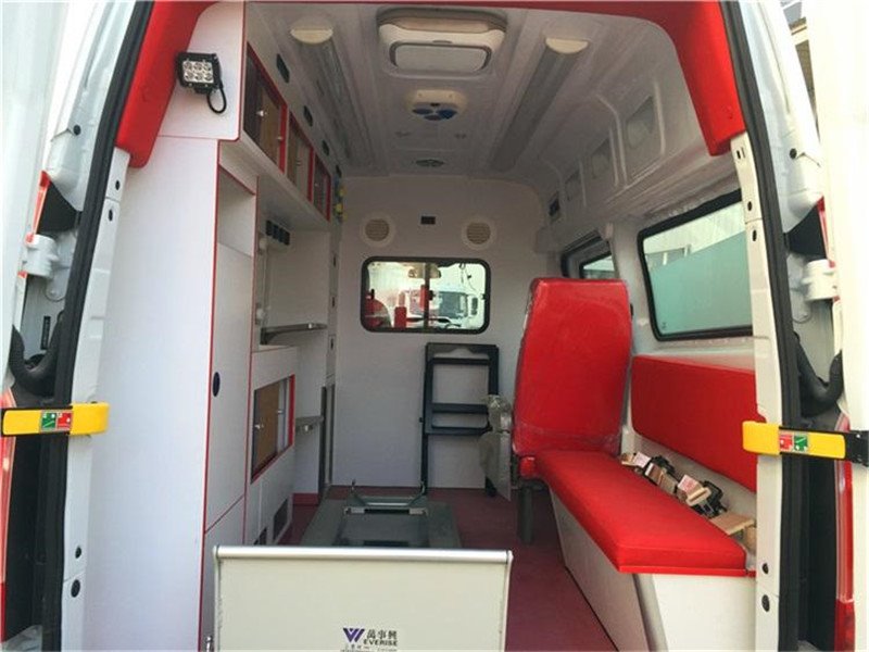 120救護(hù)車的消毒步驟