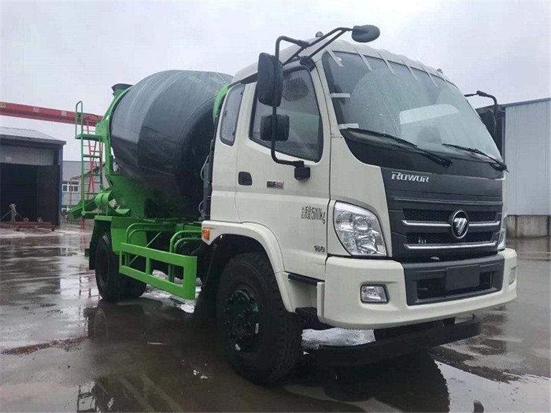 專汽圈與您分享新式自動(dòng)上料攪拌車臂架養(yǎng)護(hù)辦法