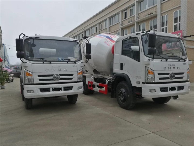 現(xiàn)代南駿水泥攪拌車(chē)只便宜一次