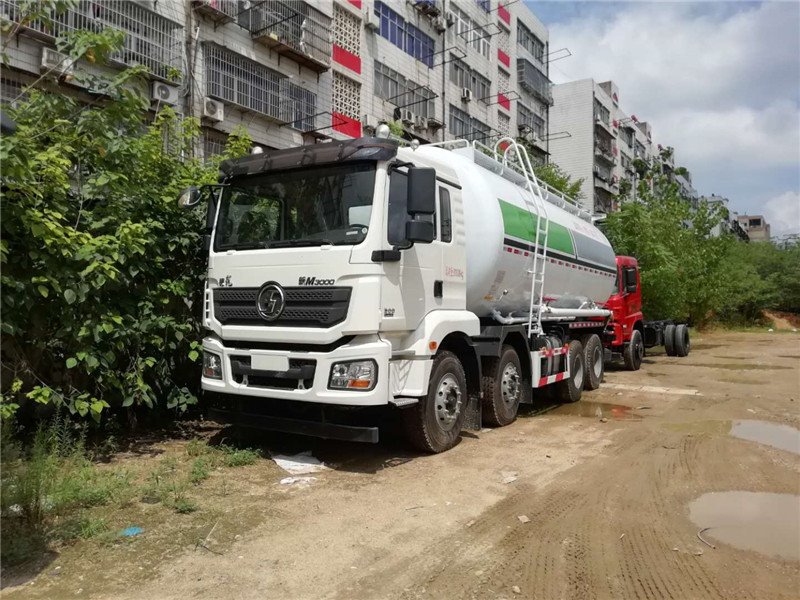 項(xiàng)城陜汽德龍干混砂漿運(yùn)輸車出售