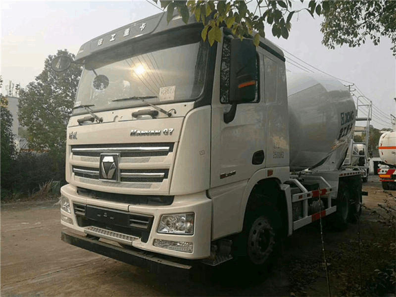 徐工起重機(jī)漢風(fēng)14方混凝土攪拌車首付低
