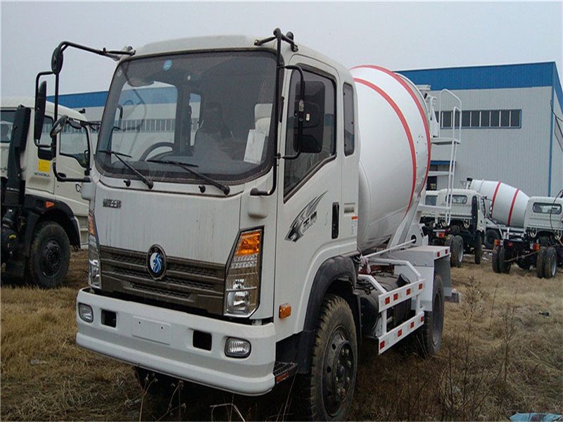 重汽王牌5方攪拌車廠家低報(bào)價(jià)