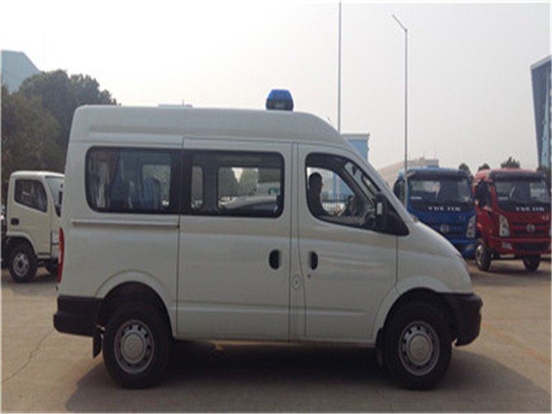 大通長(zhǎng)軸救護(hù)車年前降價(jià)