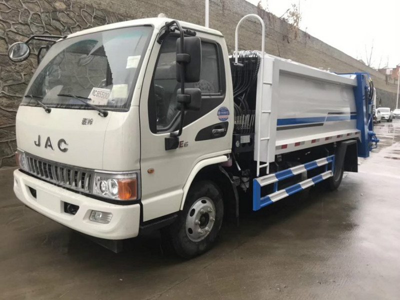 江淮駿鈴國六壓縮式環(huán)衛(wèi)垃圾車原廠原銷