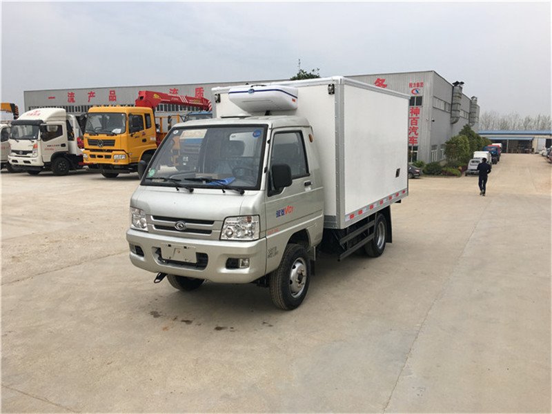 非常實(shí)用的蔬菜水果專用冷藏車