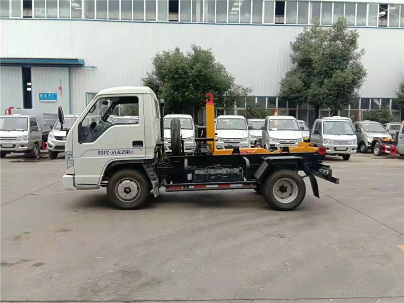 國六福田時(shí)代3可卸式垃圾車銷量創(chuàng)新高