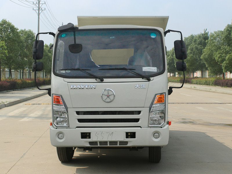 大運(yùn)正品掛桶垃圾車不只是特價(jià)