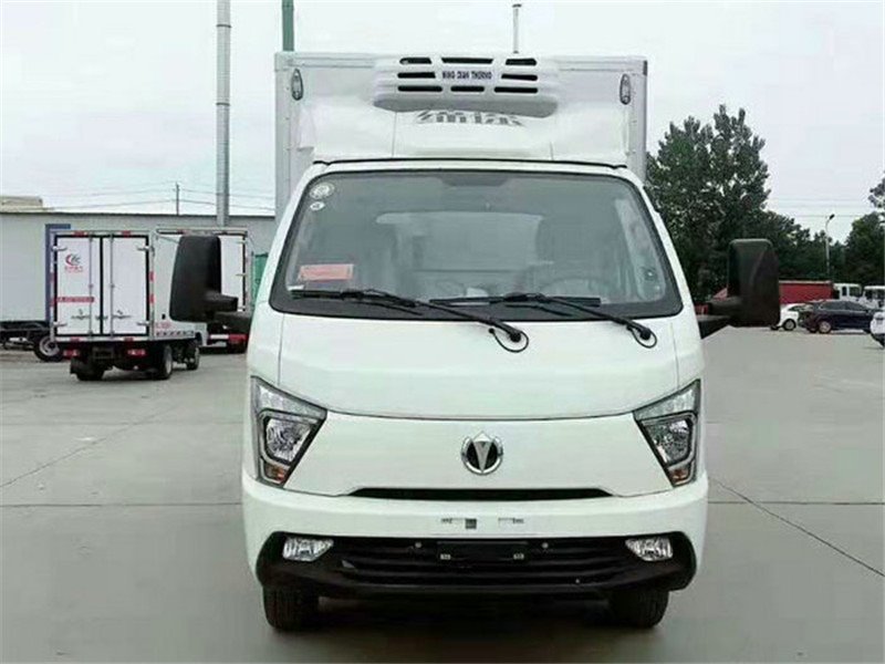 飛碟締途國六汽油冷藏運輸車大打折