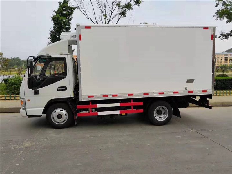 江淮康鈴冷藏運(yùn)輸車發(fā)往山東