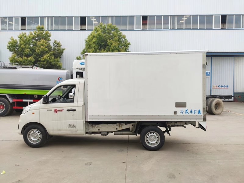 程力集團(tuán)國六福田祥菱V1冷凍冷藏運(yùn)輸車