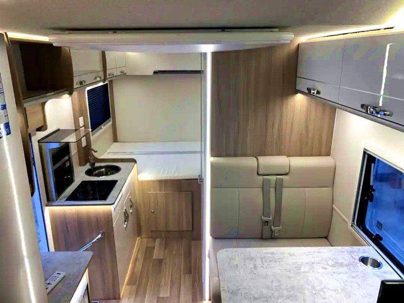 躍進(jìn)H300國(guó)六C型房車直銷廠家在哪