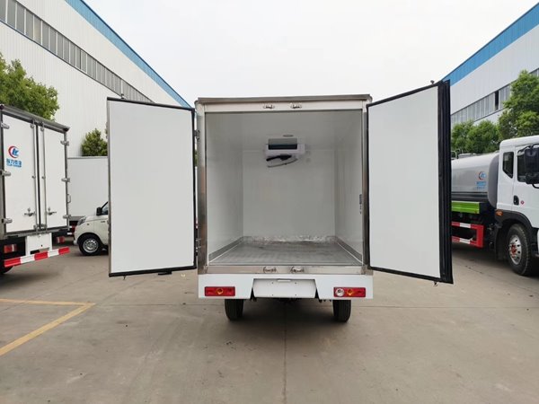 2021年中國冷藏車行業(yè)發(fā)展現(xiàn)狀及趨勢分析保有量持續(xù)增長、新能源冷藏車市場潛力廣闊
