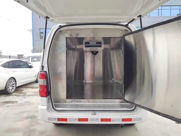 “程力出品，必屬精品”，程力冷藏車整車箱體品質(zhì)領先，服務為先