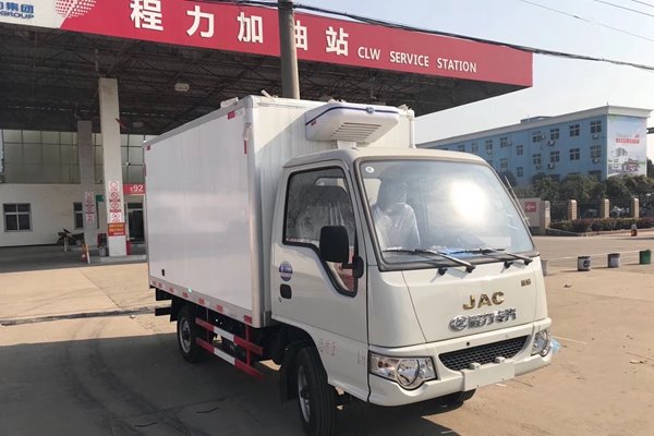 “程力出品，必屬精品”，程力冷藏車整車箱體品質(zhì)領先，服務為先