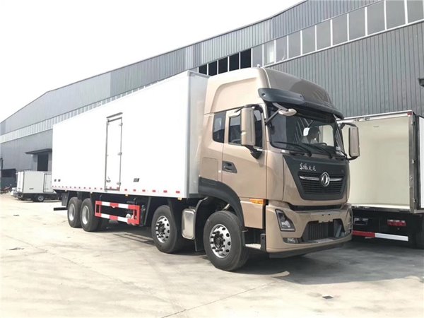 程力專汽冷鏈車廠：東風(fēng)天龍冷藏車，讓您的冷鏈生意輕松又自在