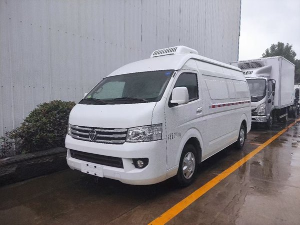 湖北程力冷藏車價(jià)格不同使用的材料就不同，價(jià)格決定質(zhì)量