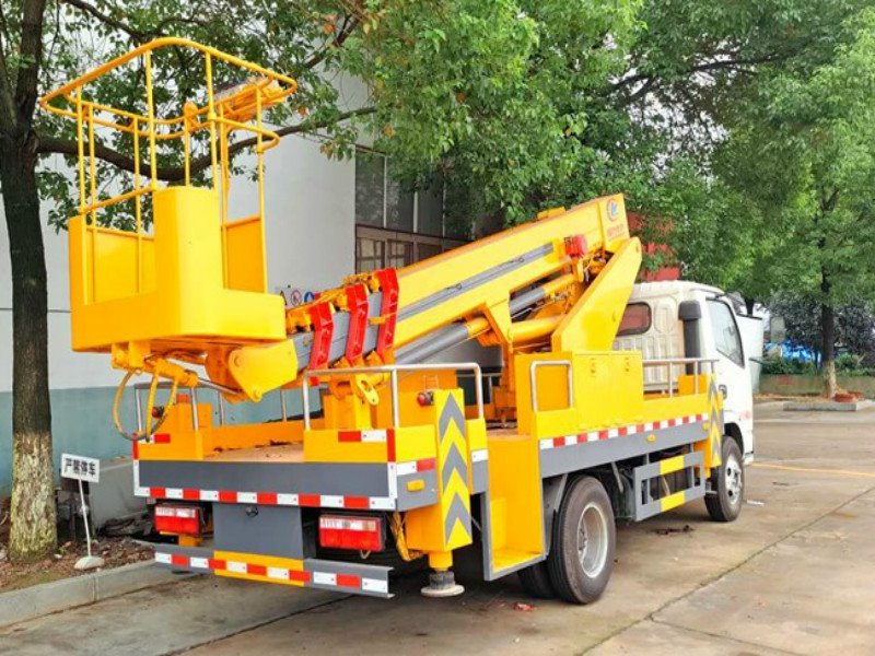 18米國六東風(fēng)升降車親民鉅惠