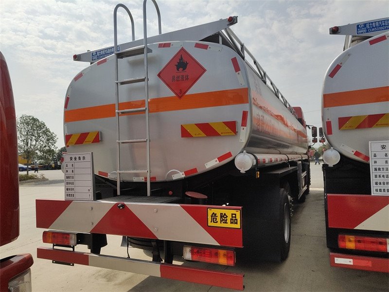 程力油罐車保養(yǎng)小技巧