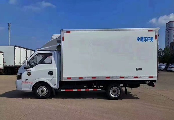 程力冷鏈車廠家?guī)湍憷萌笠c選擇合適的冷藏運輸車