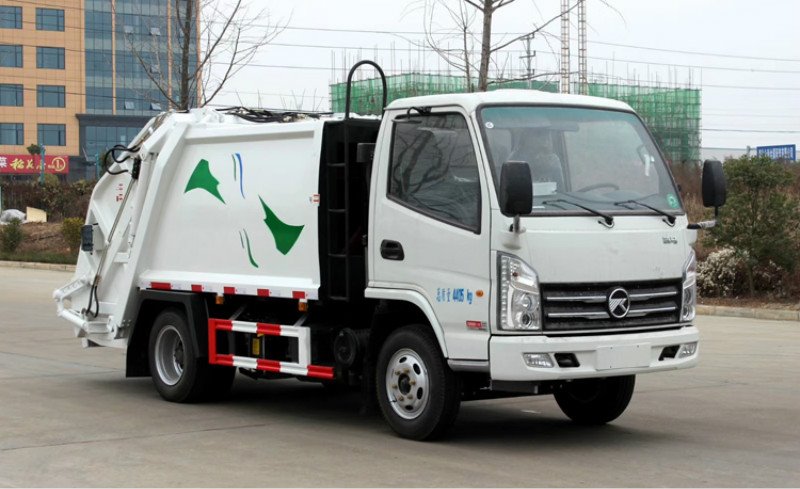 4方凱馬藍(lán)牌壓縮垃圾車新底價(jià)