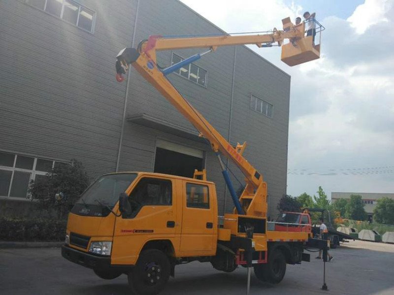 國六慶鈴五十鈴18米升降車本周價格降至冰點(diǎn)