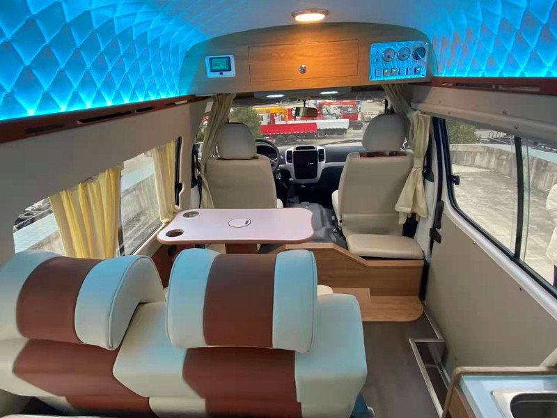 國六金旅小海獅房車價錢平價