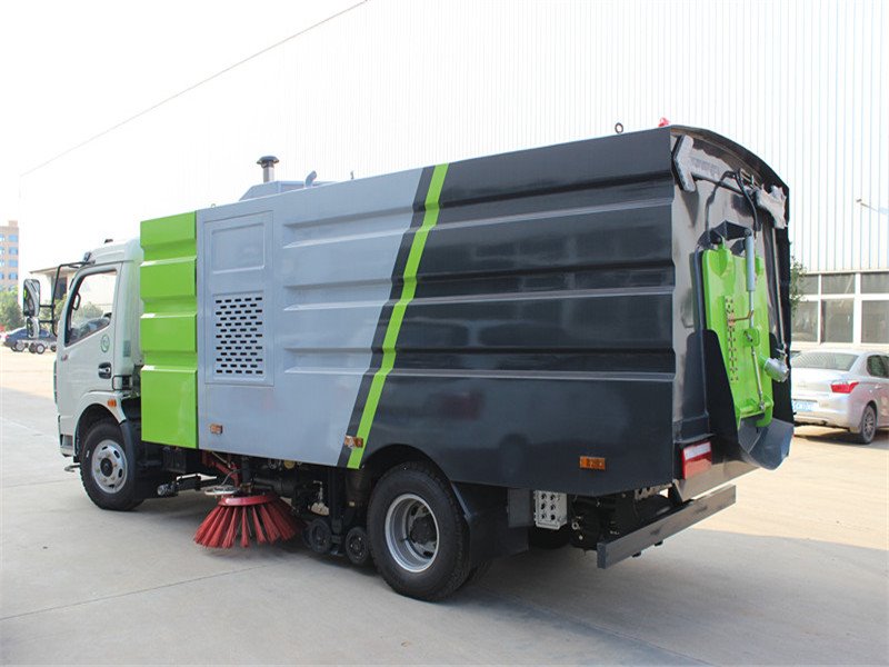 8噸東風(fēng)多利卡清掃車(chē)一輛多少錢(qián)
