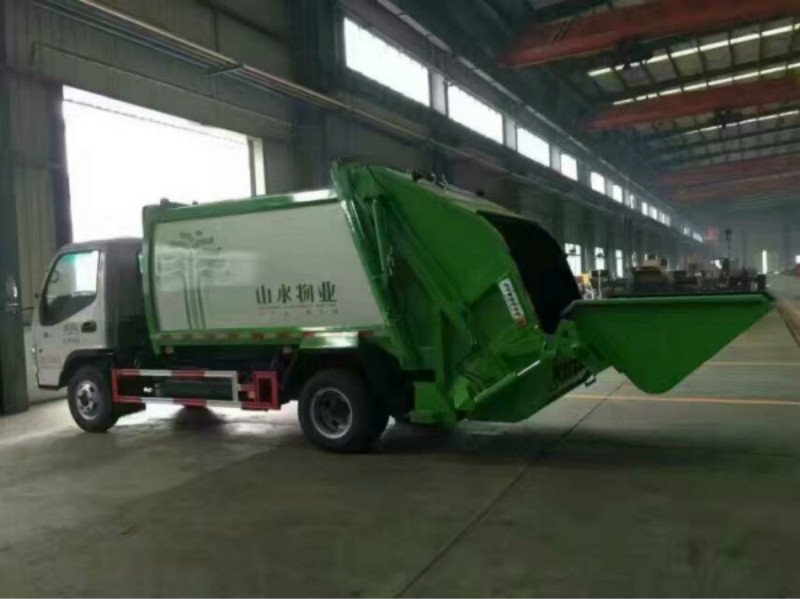 程力壓縮垃圾車可信賴的環(huán)衛(wèi)車