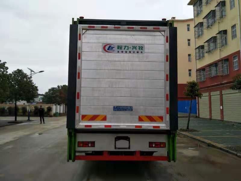 小豬豬們喜愛的國六運豬車來了