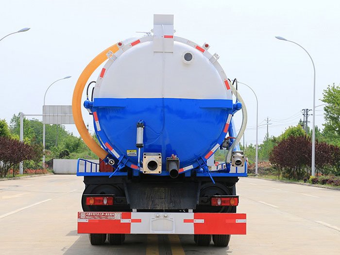 國六東風(fēng)天錦15方清洗吸污車