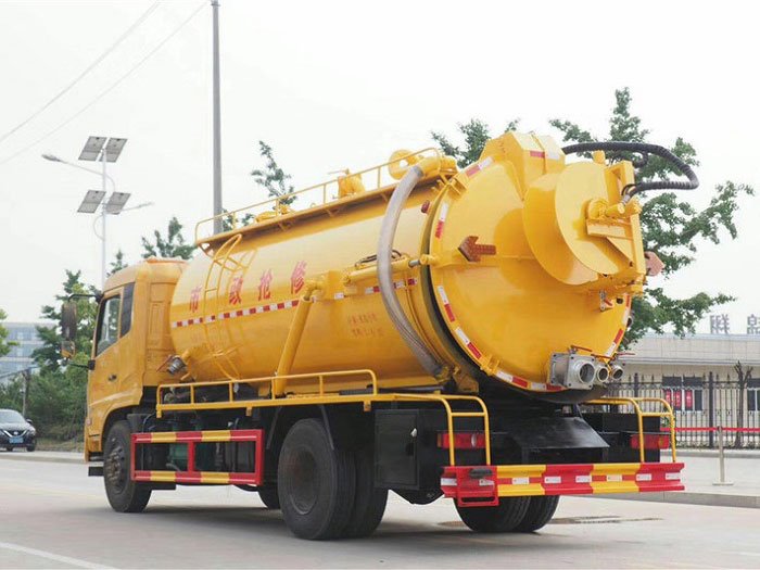 國(guó)六東風(fēng)天錦一體式14方清洗吸污車