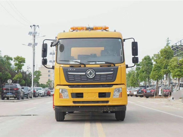 國(guó)六東風(fēng)天錦一體式14方清洗吸污車
