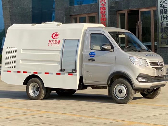 長(zhǎng)安小型路面養(yǎng)護(hù)車(chē)2方