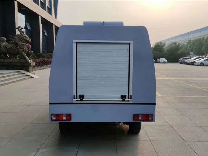 國六長安2方路面清洗車
